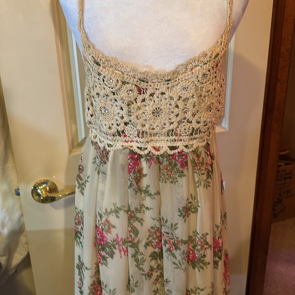 Beautiful Spaghetti strap sun dress pink floral lace lined NEVER WORN BRAND NEW